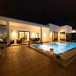 Дом отдыха In Marina Rubicon With Pool *